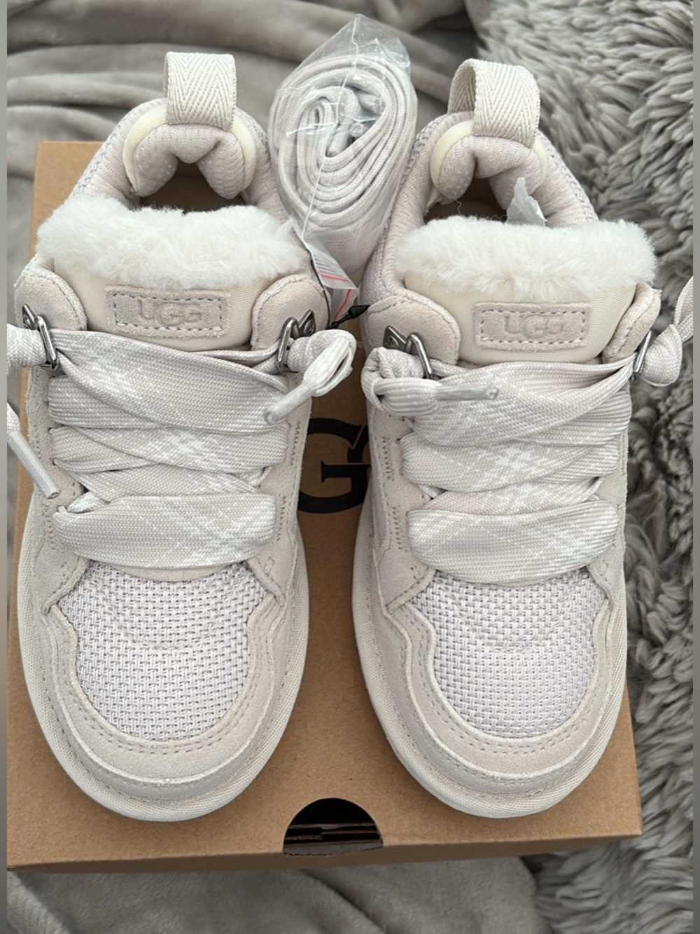 UGG Kids' Cream Lace-Up Cozy Sneakers Size 13 NWT